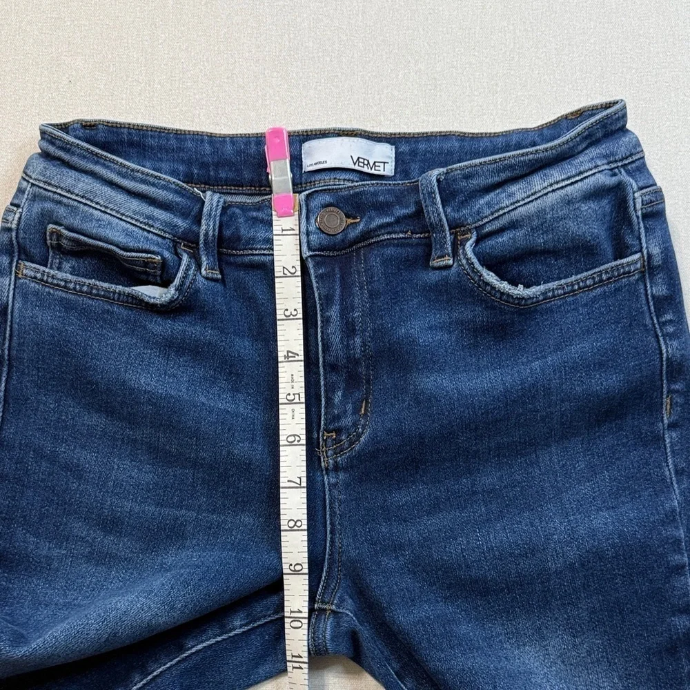 Vervet Women's Classic Blue Ankle Jeans - Picture 6 of 8